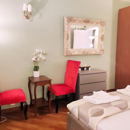 Sina Rent Room Flaminio Рим Екстериор снимка